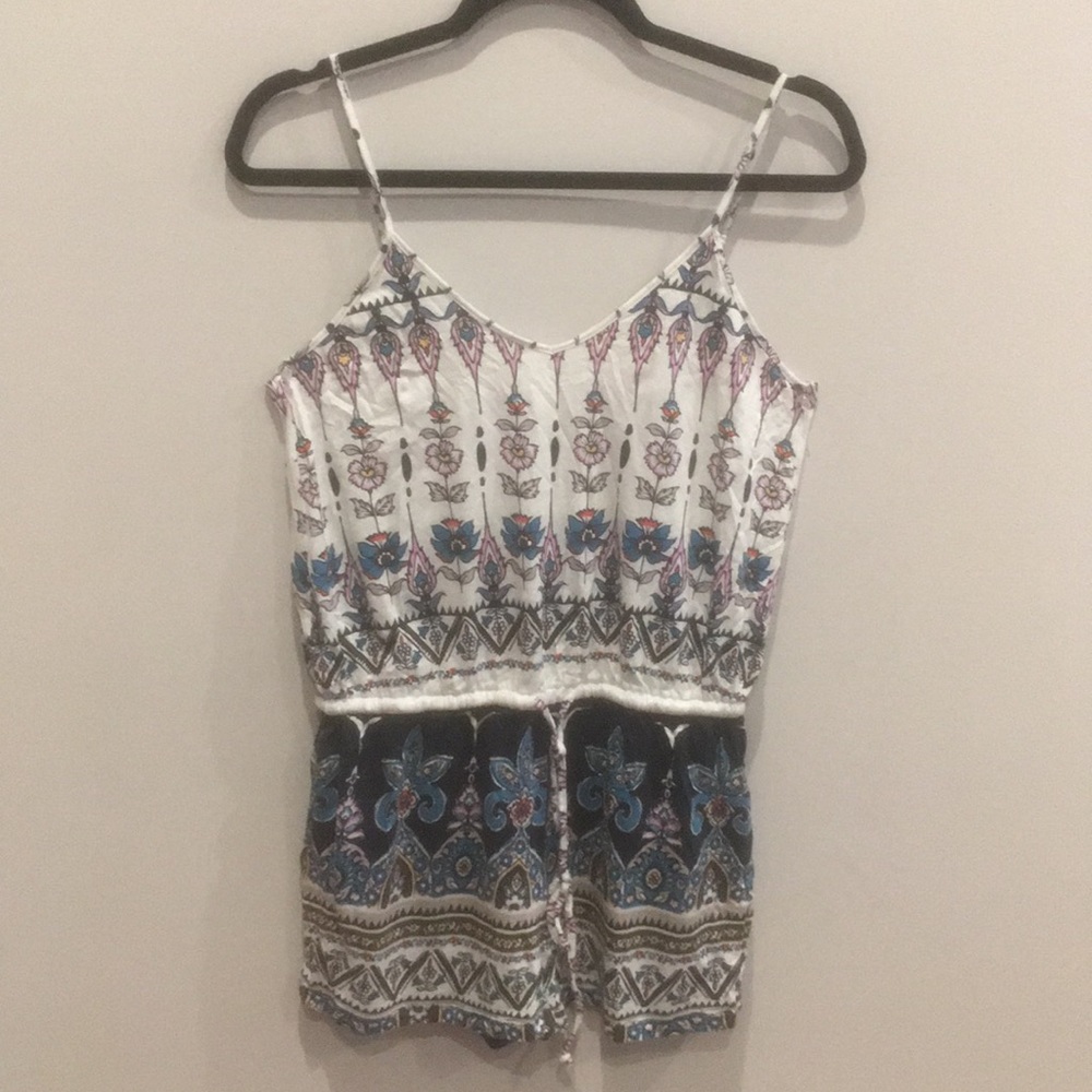 Printed light summery romper